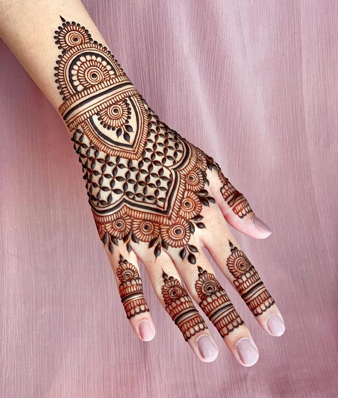 Ramzan Special Mehandi Design Moon: Happy Eid Mubarak:Heana Design idea?