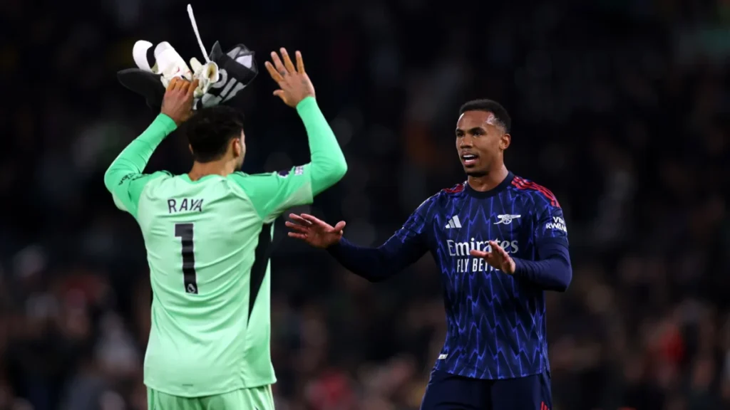 Fulham vs Arsenal LIVE Score, H2H & Predicted Lineups — Can Arsenal Stay on Top? Fulham vs Arsenal LIVE Score