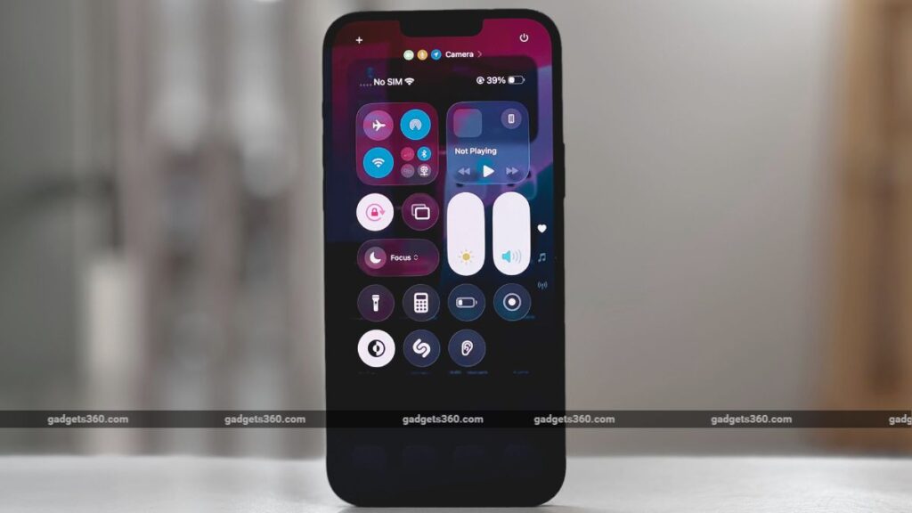 Apple Releases iOS 26 Beta 6 for iPhone With New Ringtones, Faster App Launch Animations