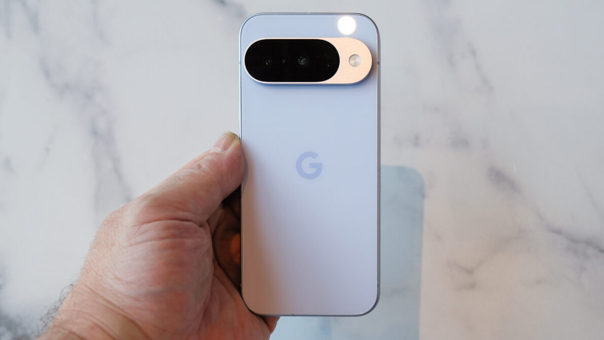Google Pixel 10 vs Pixel 8: does a two-year-old Pixel still make sense?