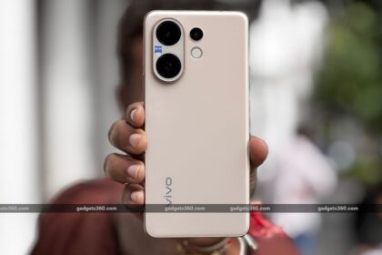 Vivo V60 First Impressions | Gadgets 360