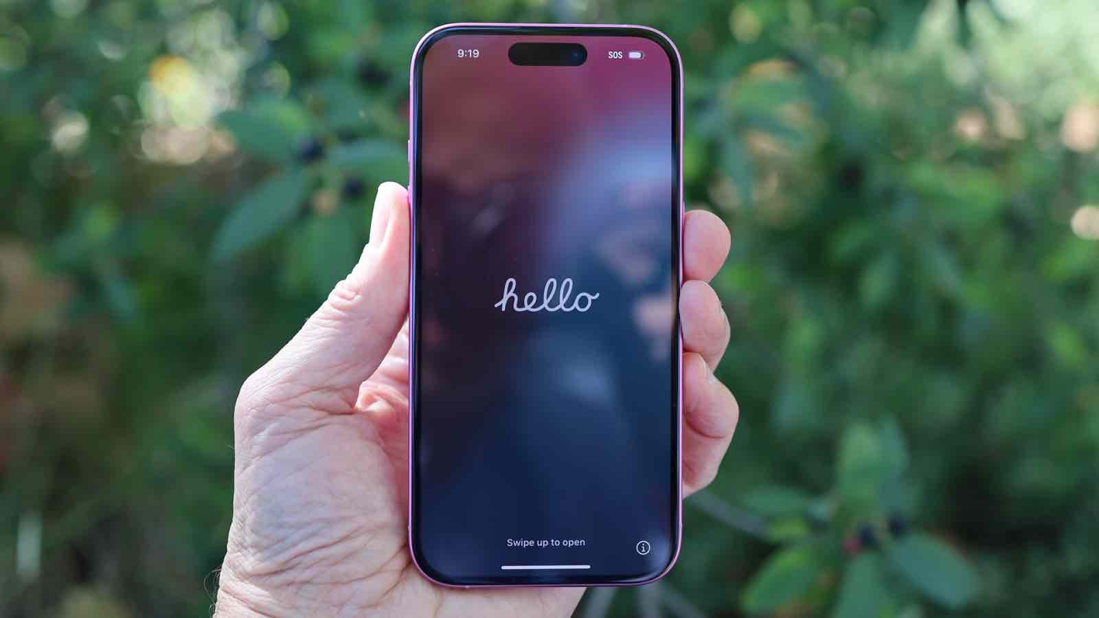 iOS 26 quietly bumps up the charging speeds of the iPhone 16 models iOS 26 quietly bumps up the charging speeds of the iPhone 16 models