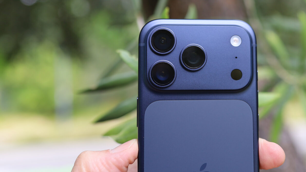 Hardcore iPhone 17 Pro teardown explains 'scratchgate' with microscopes and science