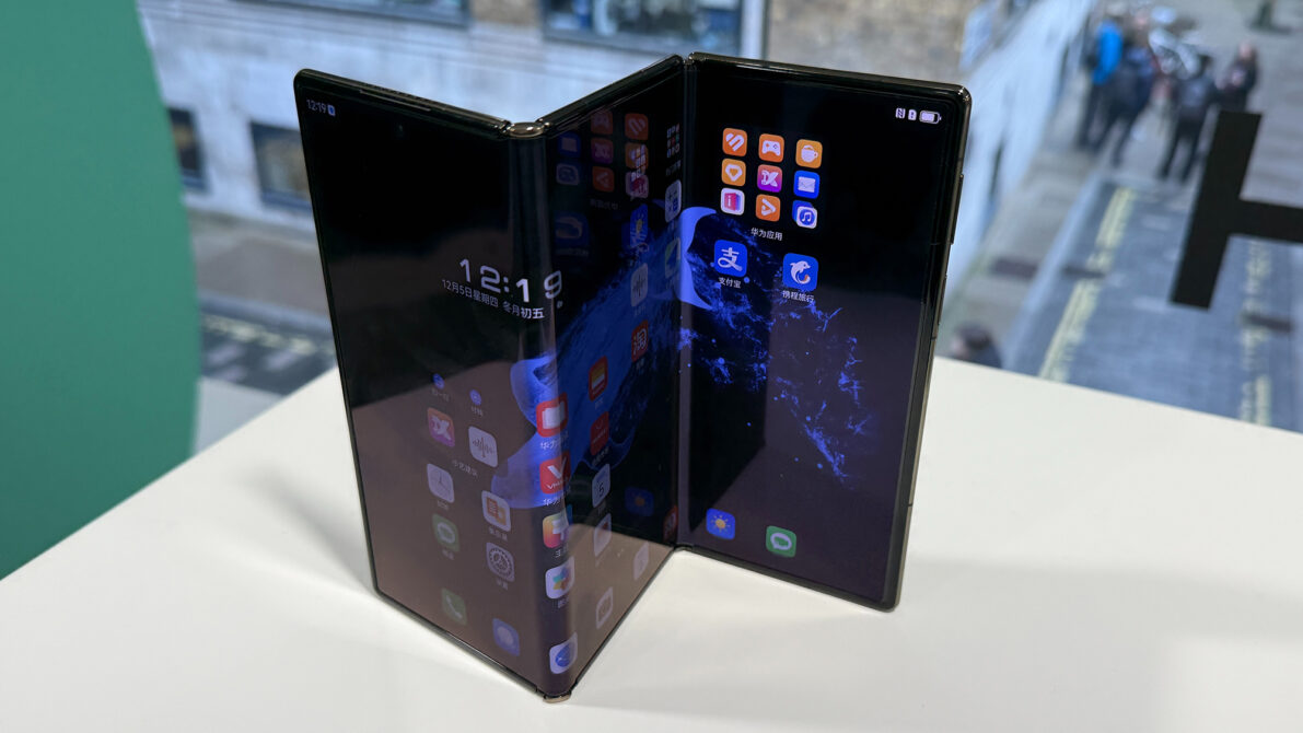 New Samsung Galaxy Z Tri-fold leaks hint at key software and camera zoom features New Samsung Galaxy Z Tri-fold leaks hint at key software and camera zoom features