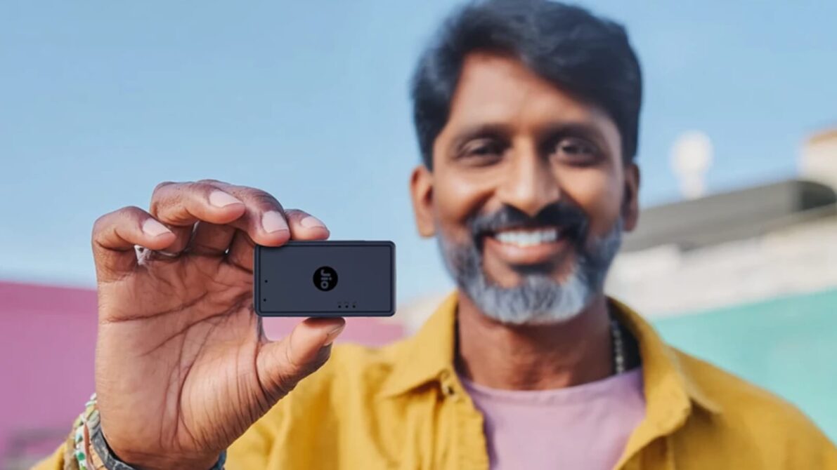 Reliance Jio introduces GPS tracking devices with single-number connectivity - All details Reliance Jio introduces GPS tracking devices with single-number connectivity - All details