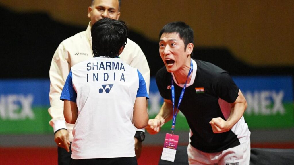 Tanvi Sharma gets a ‘scolding’ from coach Park after ending India’s medal drought at BWF World Junior Championships 2025