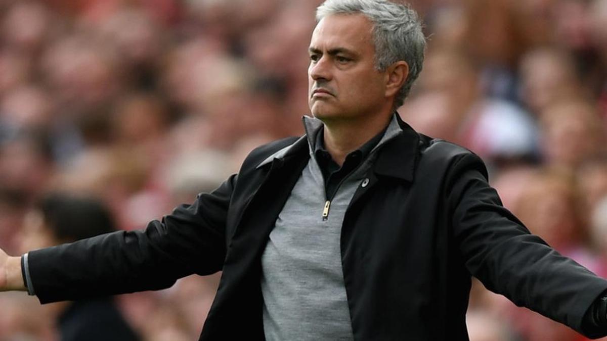 United had no bench - Mourinho explains Anfield woe United had no bench - Mourinho explains Anfield woe