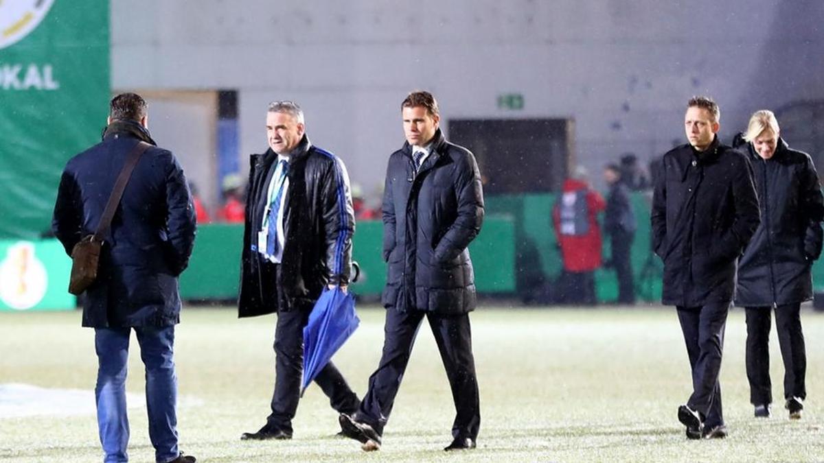 DFB-Pokal: Snow postpones Borussia Dortmund match