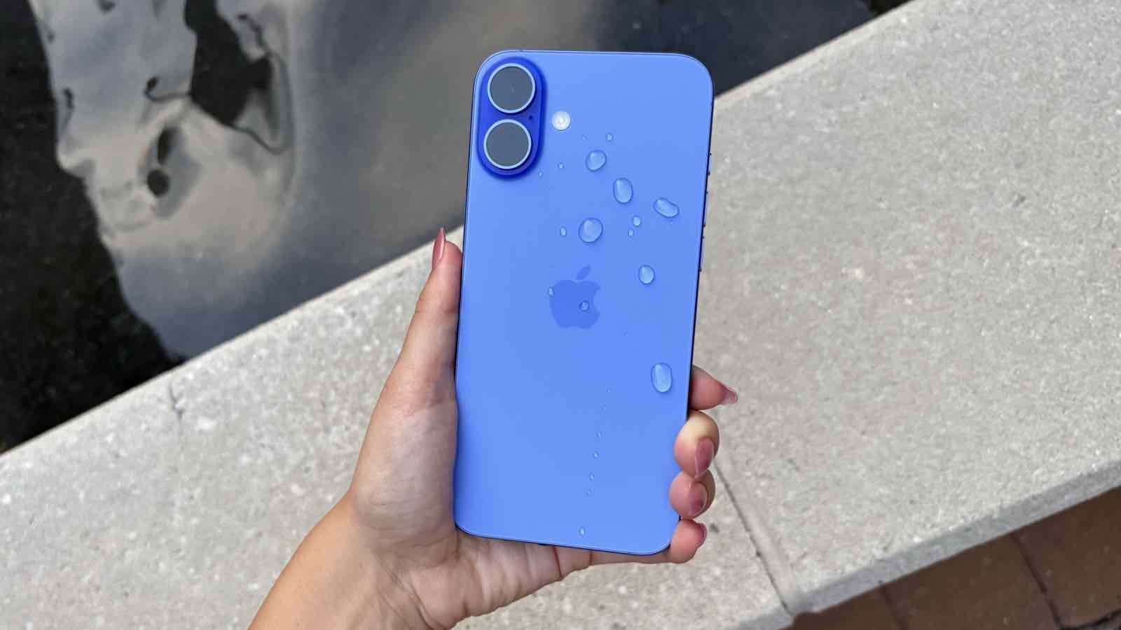 After upgrading to a refurbished iPhone 16, I'll never buy a new phone again