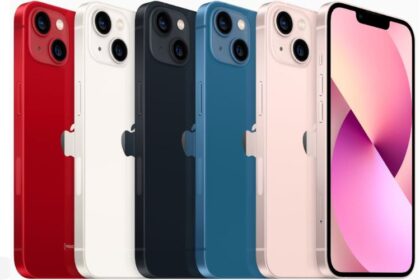 This iPhone 13 has seen a significant price drop, with the 128GB RAM variant costing ₹80,399. The iPhone 13 has seen a significant price drop in Nepal, and in which cities has it been priced? The iPhone 13 vs. the iPhone 13 Pro Max is the best smartphone. Find all the details about the iPhone 13 launch date in Nepal in this article.